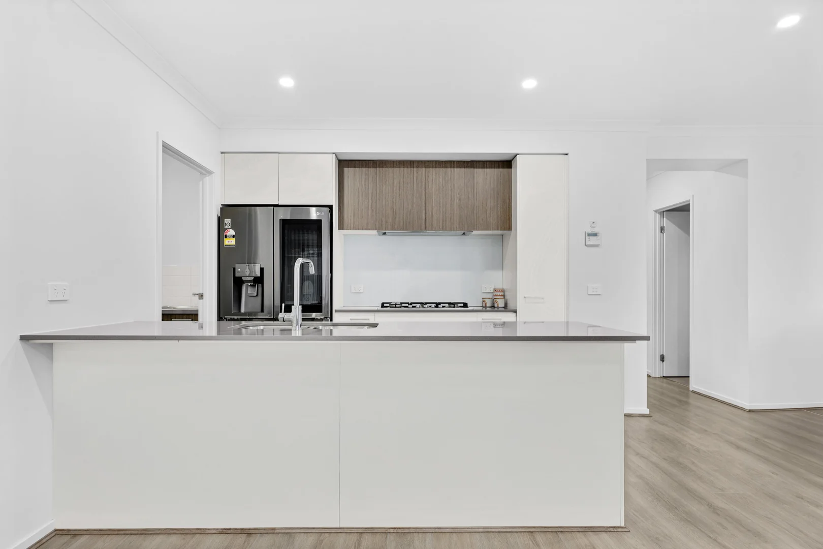 Additional image 3 of 28 Roseburn Avenue, Mickleham VIC 3064