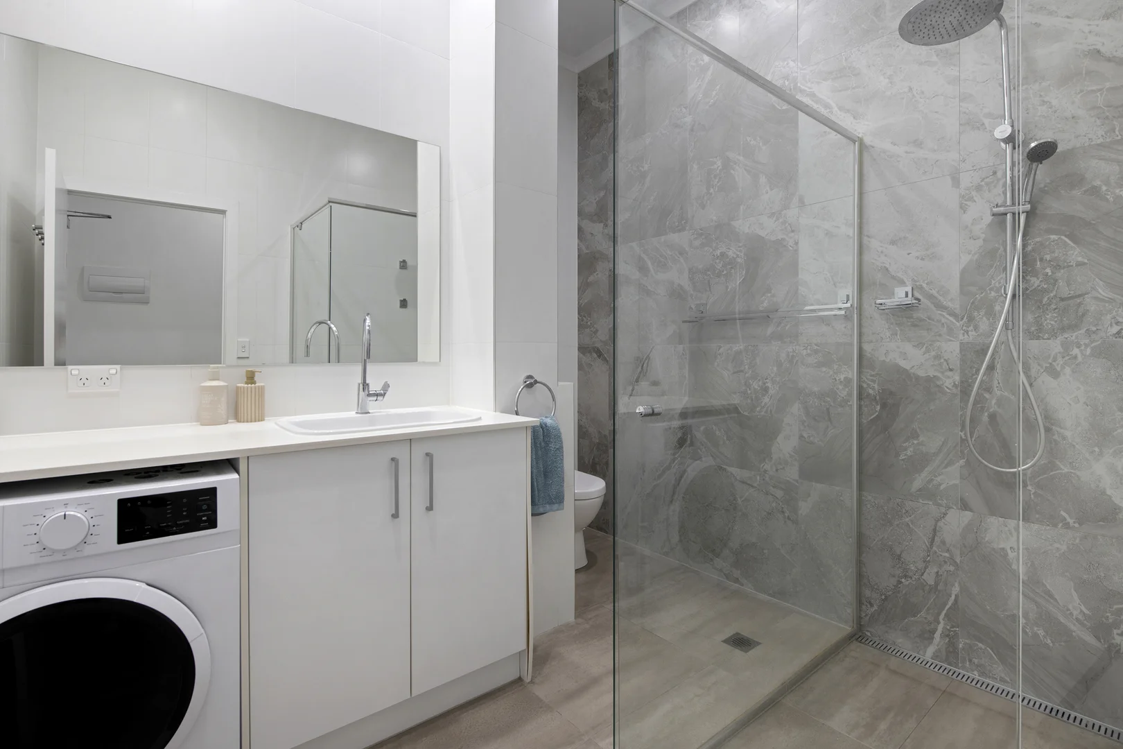 Additional image 9 of 4/3422 Surfers Paradise Boulevard, Surfers Paradise QLD 4217
