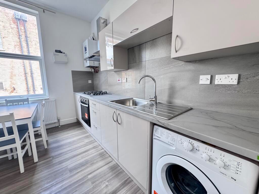 Additional image 18 of 2 Bed Flat, Nottingham, NG7, N1 7GU
