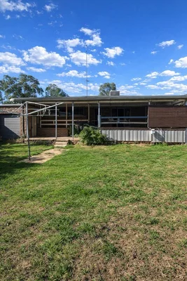 Additional image 10 of 19 Haley Avenue, Narrabri NSW 2390