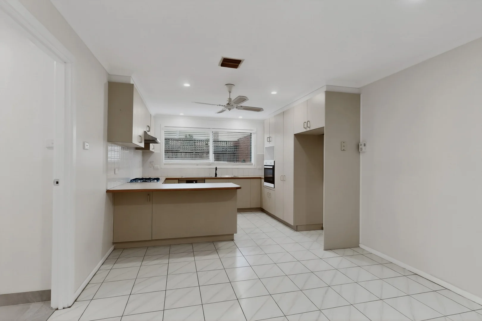 Additional image 3 of 2/3 Exhibition Street, McKinnon VIC 3204
