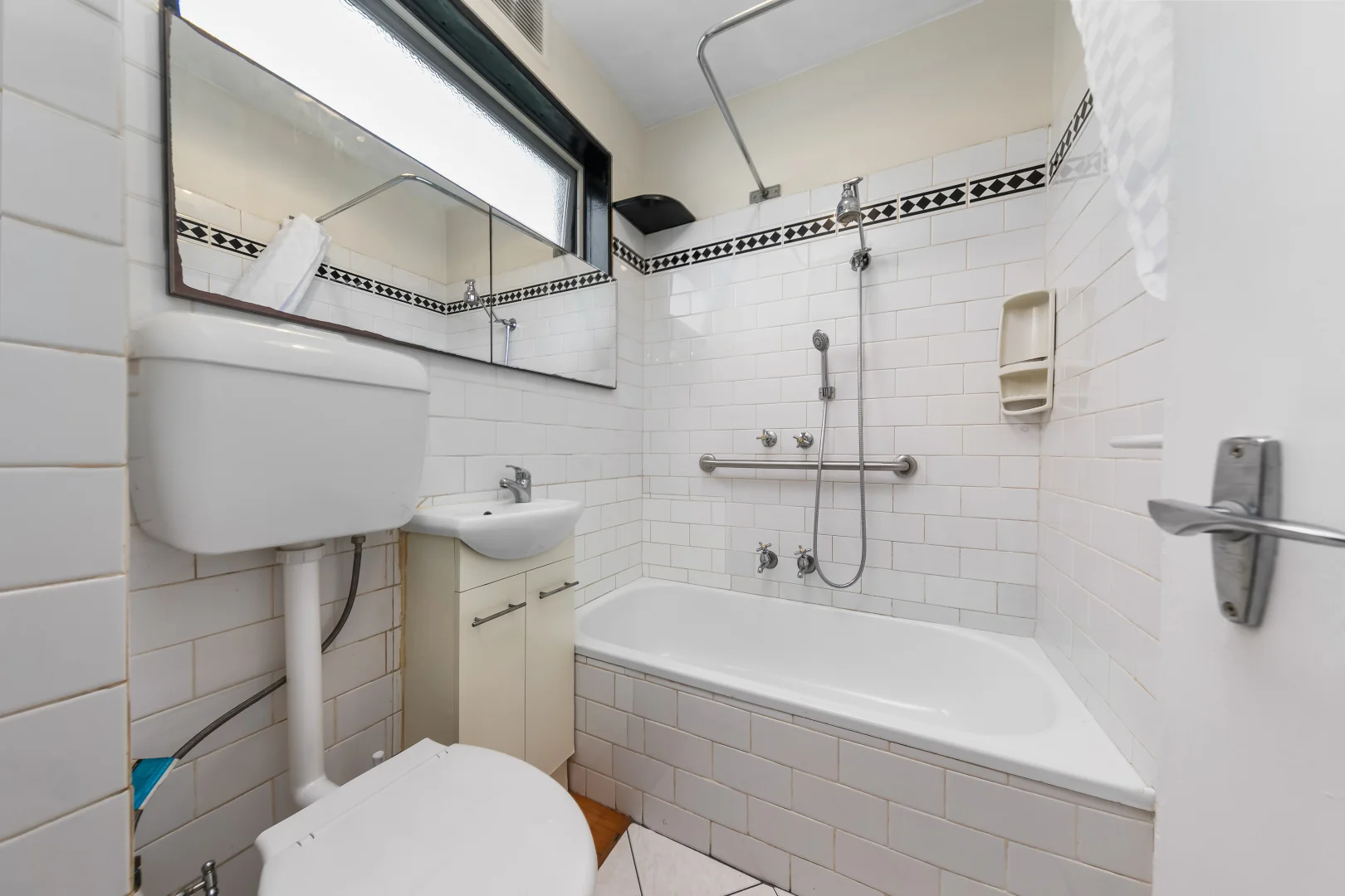 Additional image 4 of 1/72 King William Street, Reservoir VIC 3073