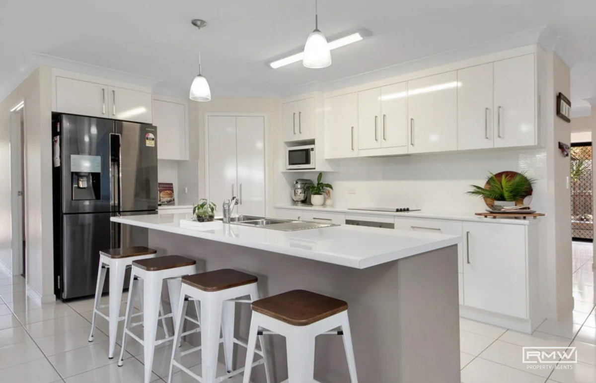 Additional image 2 of 4 Seashell Court, Lammermoor QLD 4703