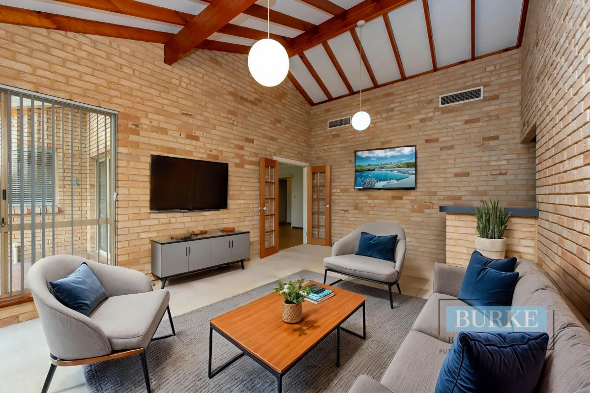 1 Channar Rise, Duncraig WA 6023 photo 3