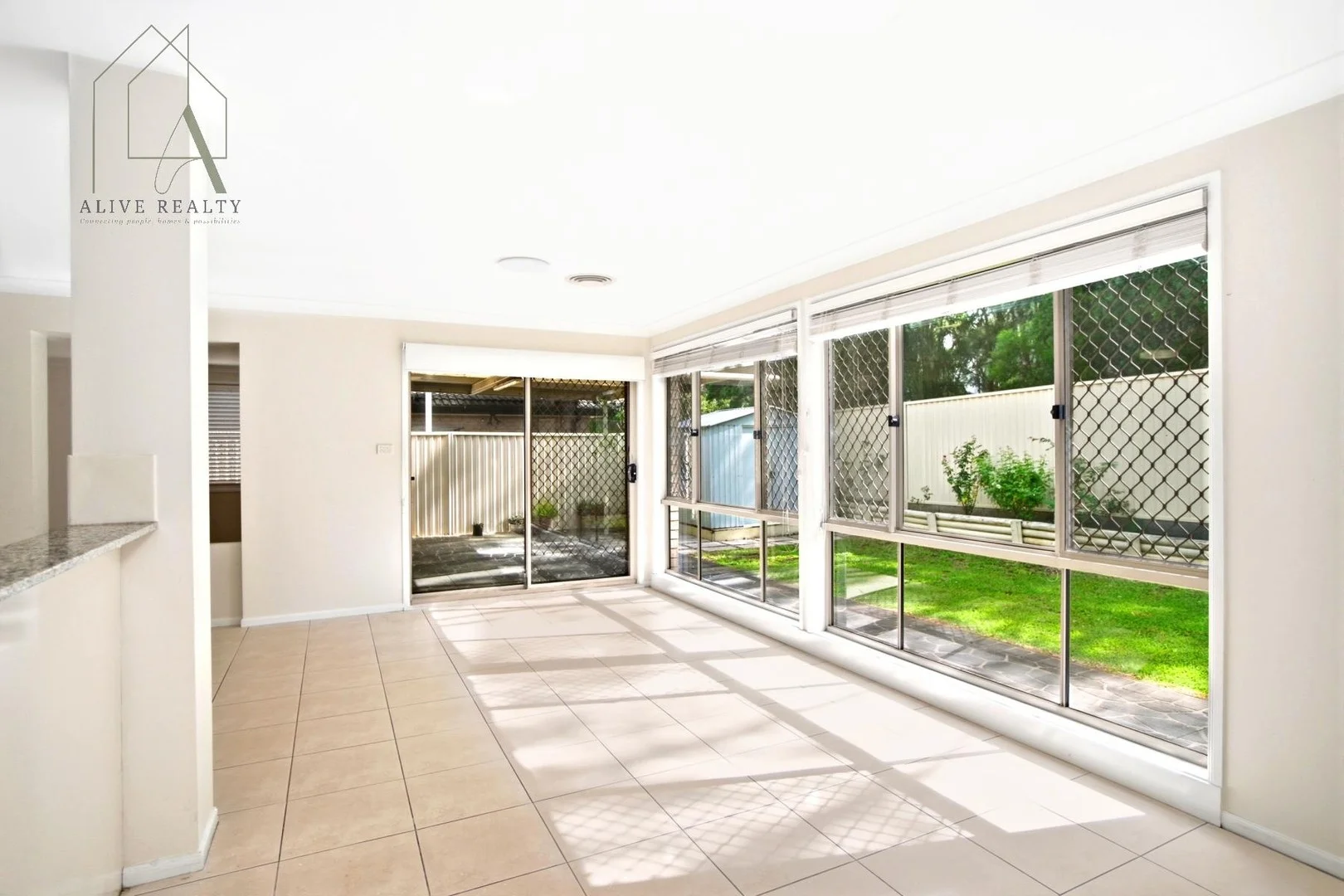 13 Chienti Place, Prestons NSW 2170 photo 5