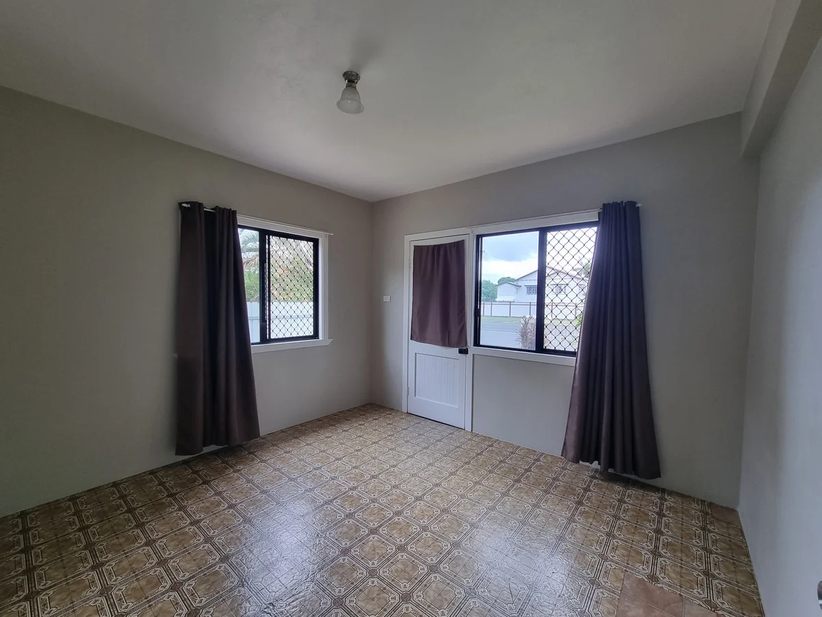 1/248 Walsh Street, Mareeba QLD 4880 photo 4