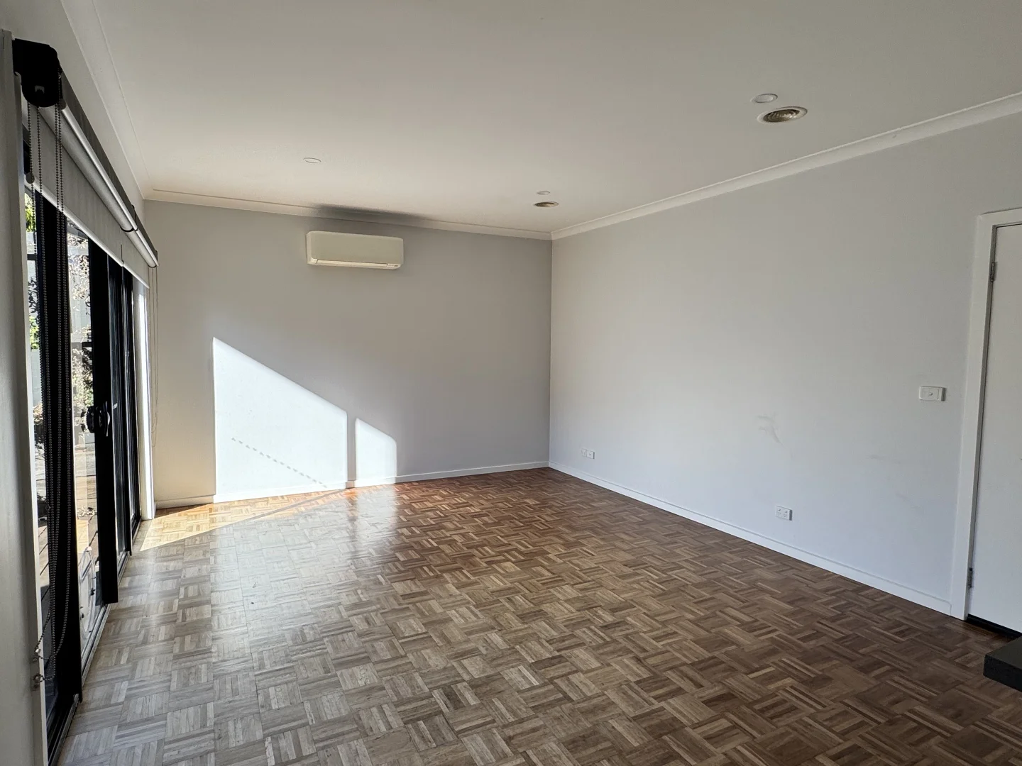Additional image 2 of 2/25 Devon Road, Pascoe Vale VIC 3044