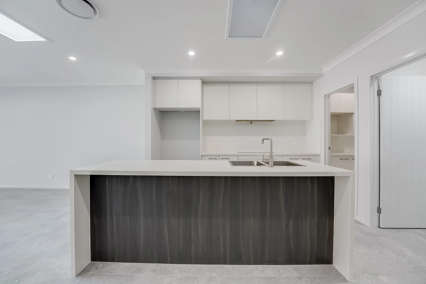 9 Bradninch Crescent, Wilton NSW 2571 photo 2