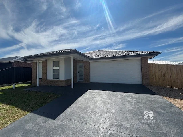 b/138 King Street, Paynesville VIC 3880