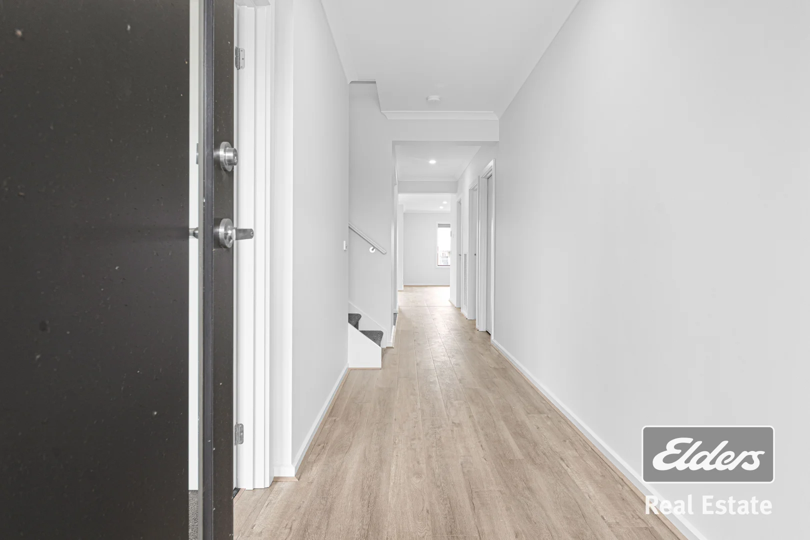 Additional image 3 of 33 Molesworth Crescent, Donnybrook VIC 3064