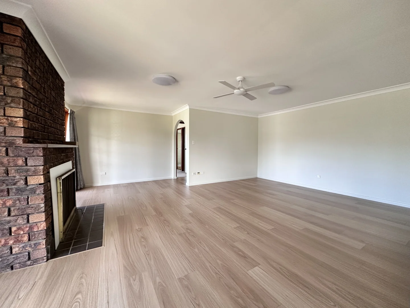 Additional image 3 of 1 Banwell Cr, Carindale QLD 4152