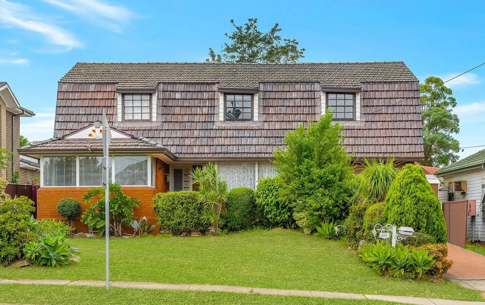 166 Canterbury Road, Glenfield NSW 2167