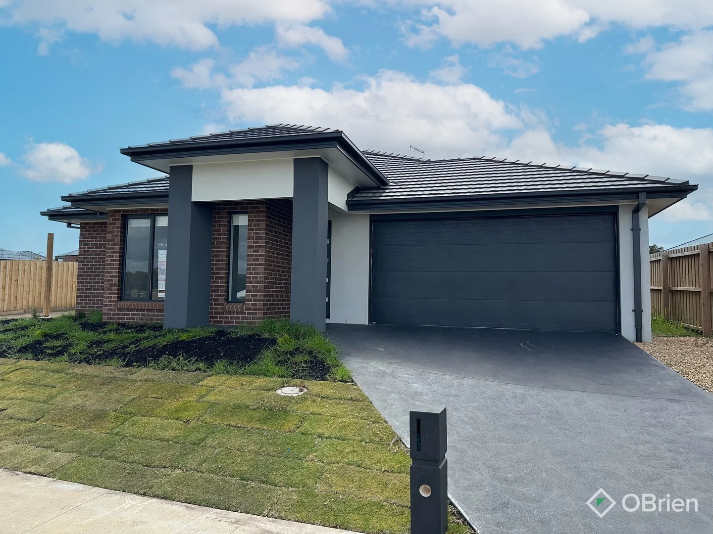 8 Bottlebrush Way, Lucknow VIC 3875