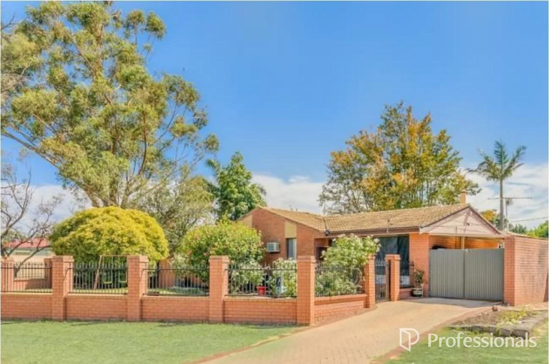 1 Jubilee Road, Forrestfield WA 6058