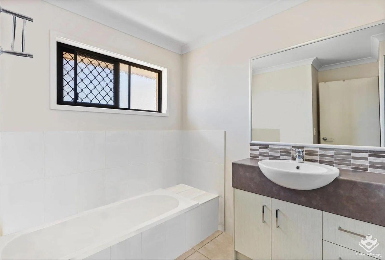 Additional image 7 of ID:21171833/9 White ibis Dr, Griffin QLD 4503