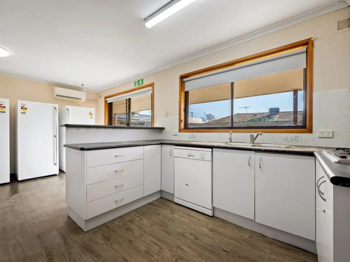 Additional image 5 of rooms 1-7/4 Lanark Court, Wodonga VIC 3690