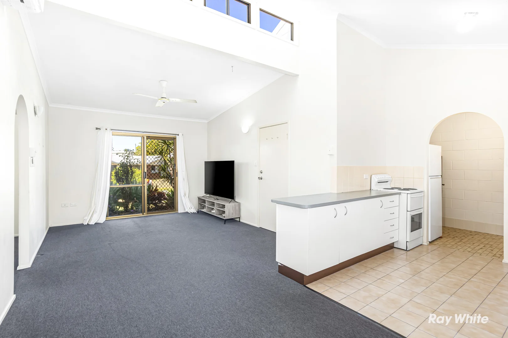 Additional image 3 of 24/10-14 Elma Street, Cooee Bay QLD 4703