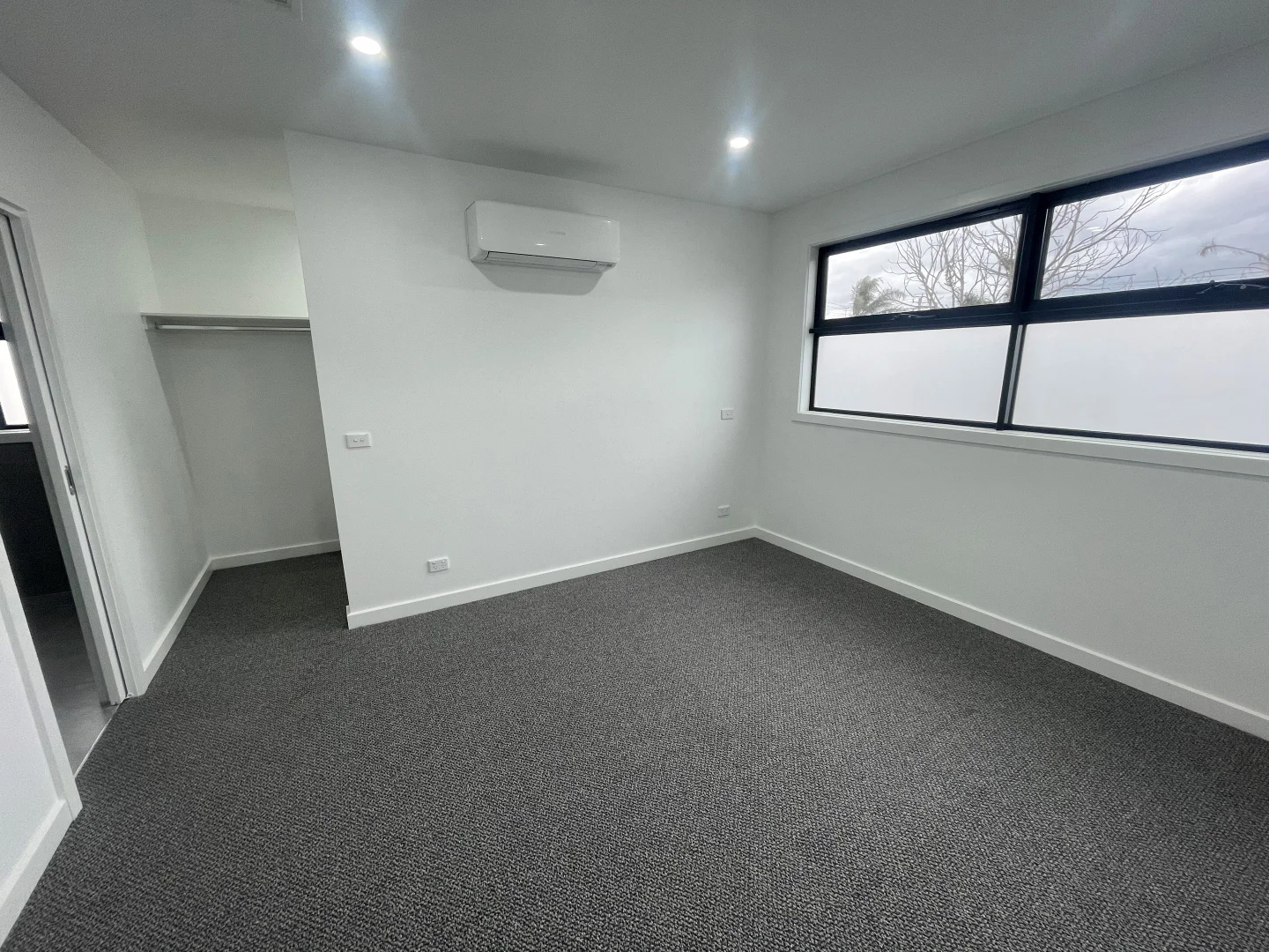 Additional image 6 of 2/28 Haldane Road, Niddrie VIC 3042
