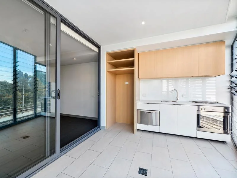 406/565 Flinders Street, Melbourne VIC 3000 photo 2