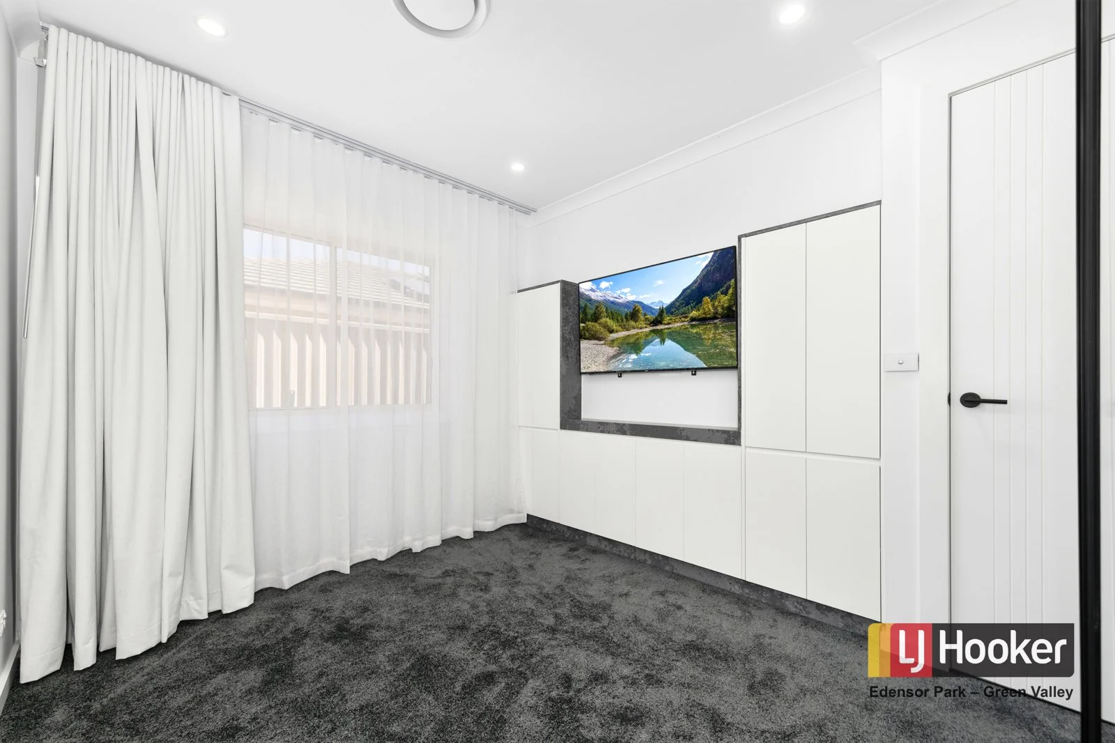 Additional image 8 of 112 Heritage Heights Circuit, St Helens Park NSW 2560
