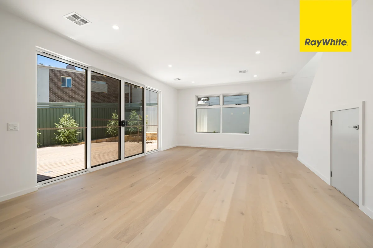 Additional image 3 of 2/35 Ainsworth Street, Mawson ACT 2607