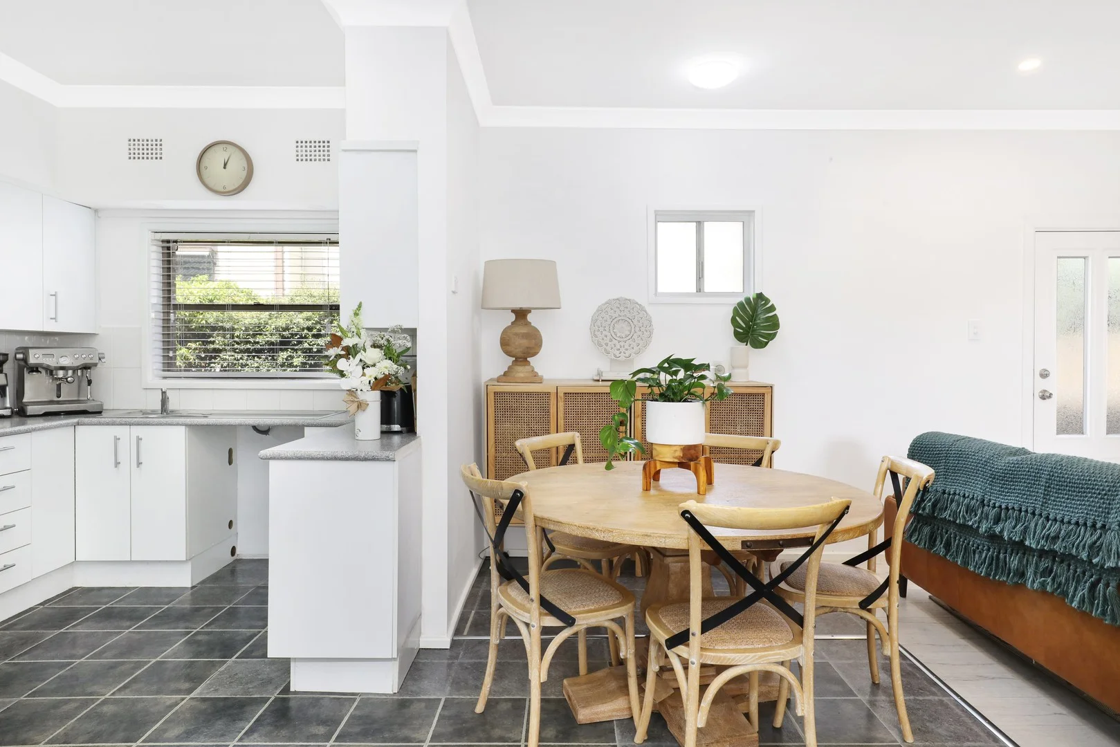 89 Princes Highway, Corrimal NSW 2518
