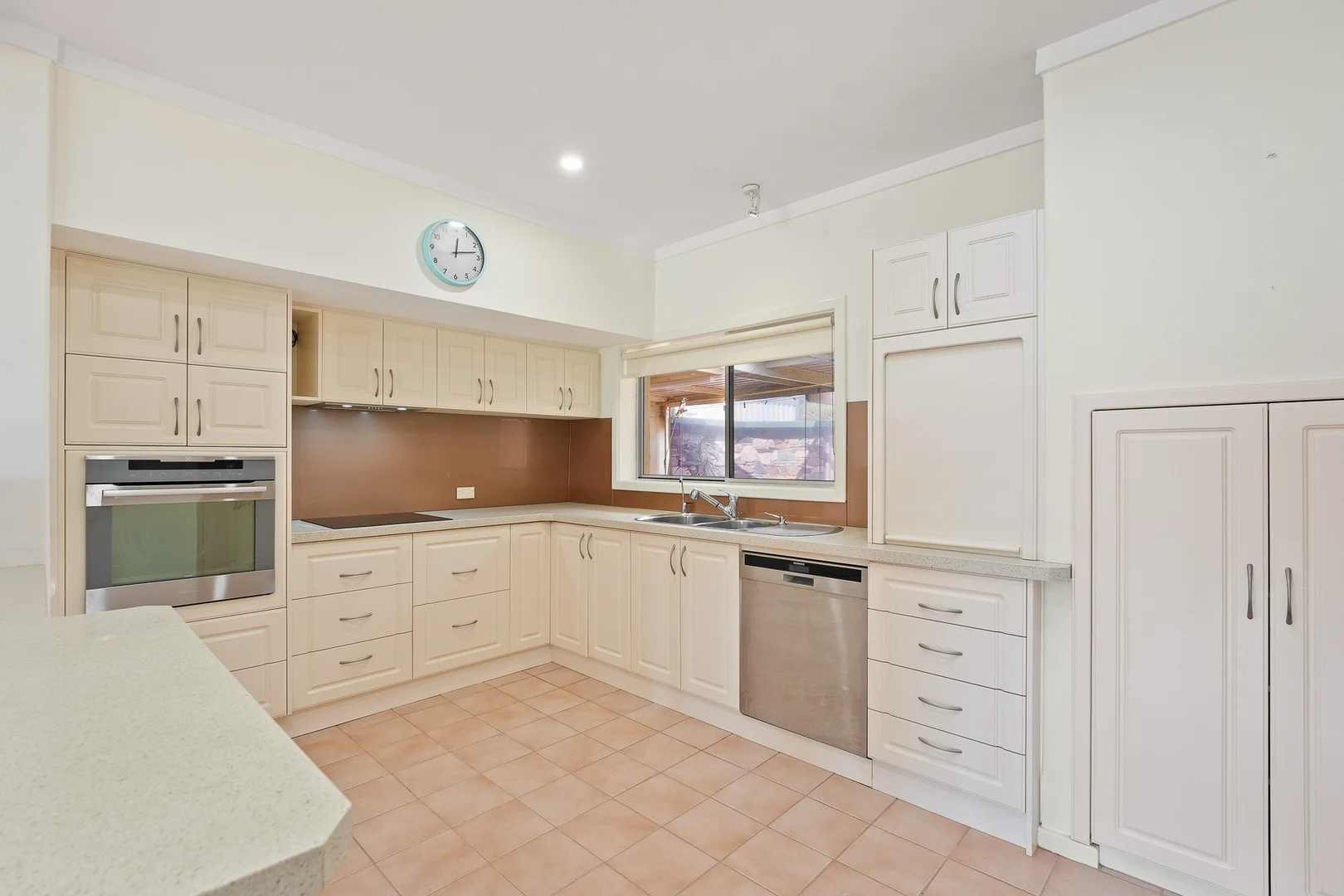 Additional image 8 of 161 Rockingham Beach Road, Rockingham WA 6168