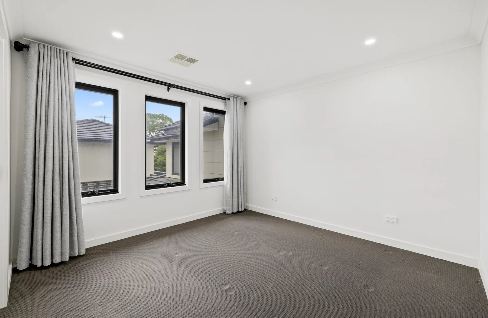 Additional image 4 of 2/11 Wenwood St, Ringwood East VIC 3135