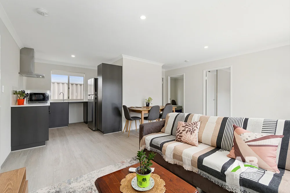 12 Dallas Crescent, Wanneroo WA 6065