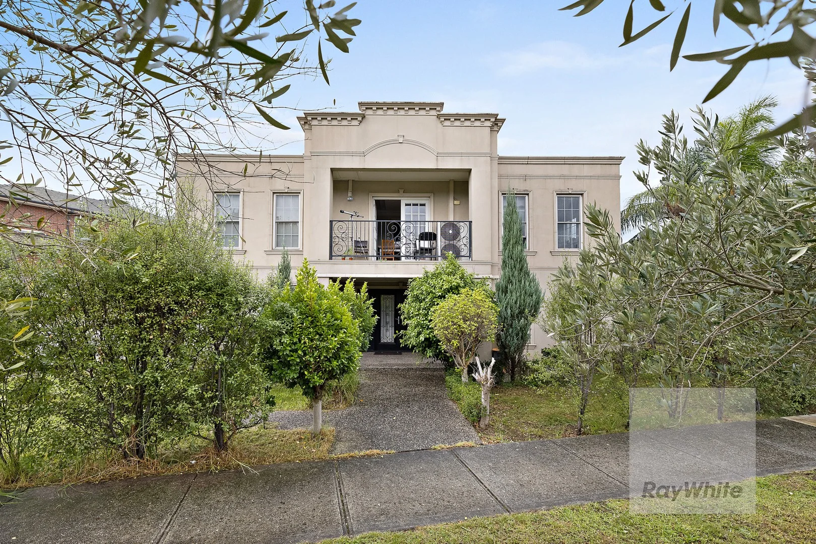 38 Ambrose Treacy, Bundoora VIC 3083