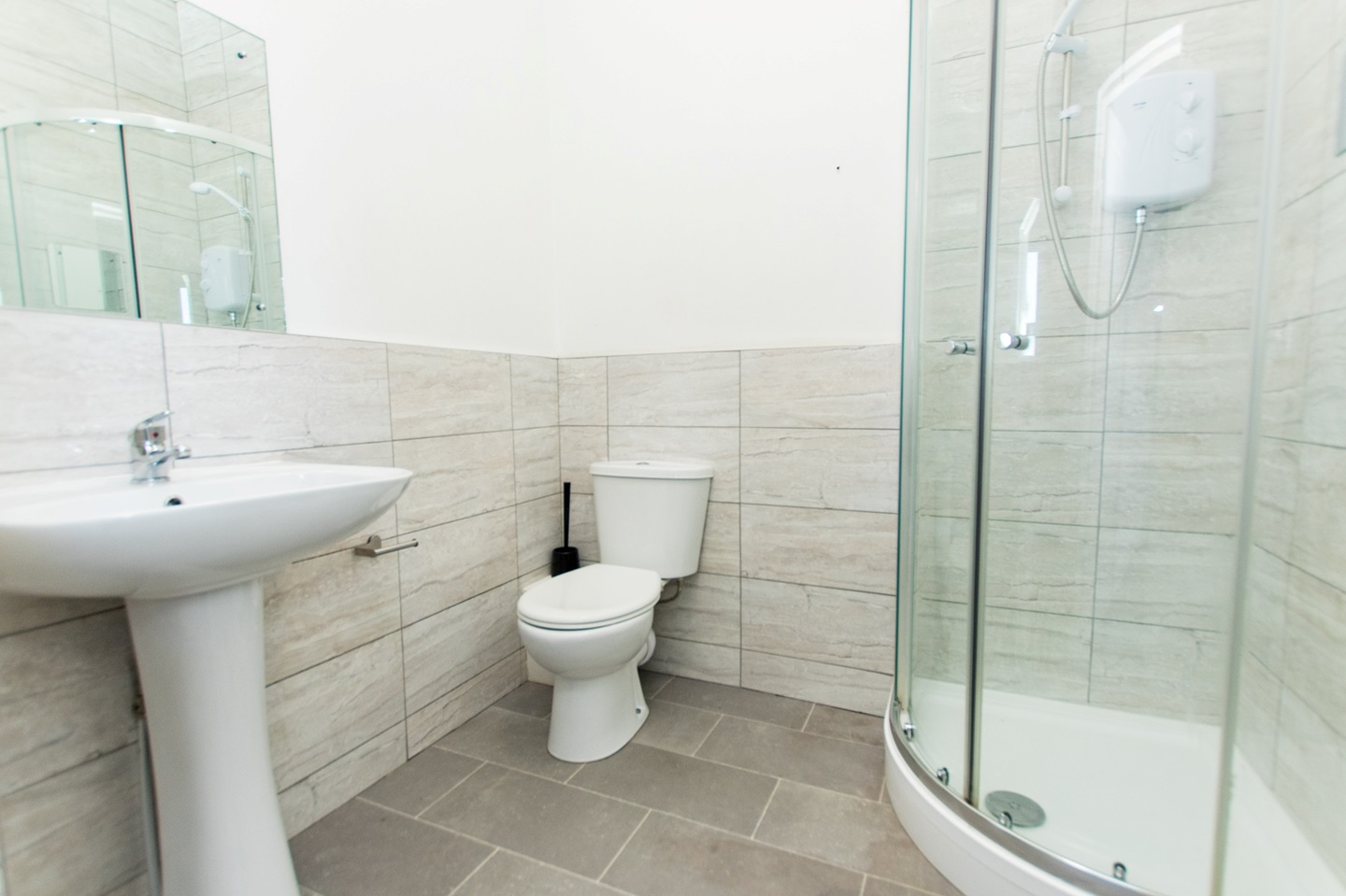 Additional image 7 of 1 Bed Flat, Dovercastle, NG7, N1 7GU