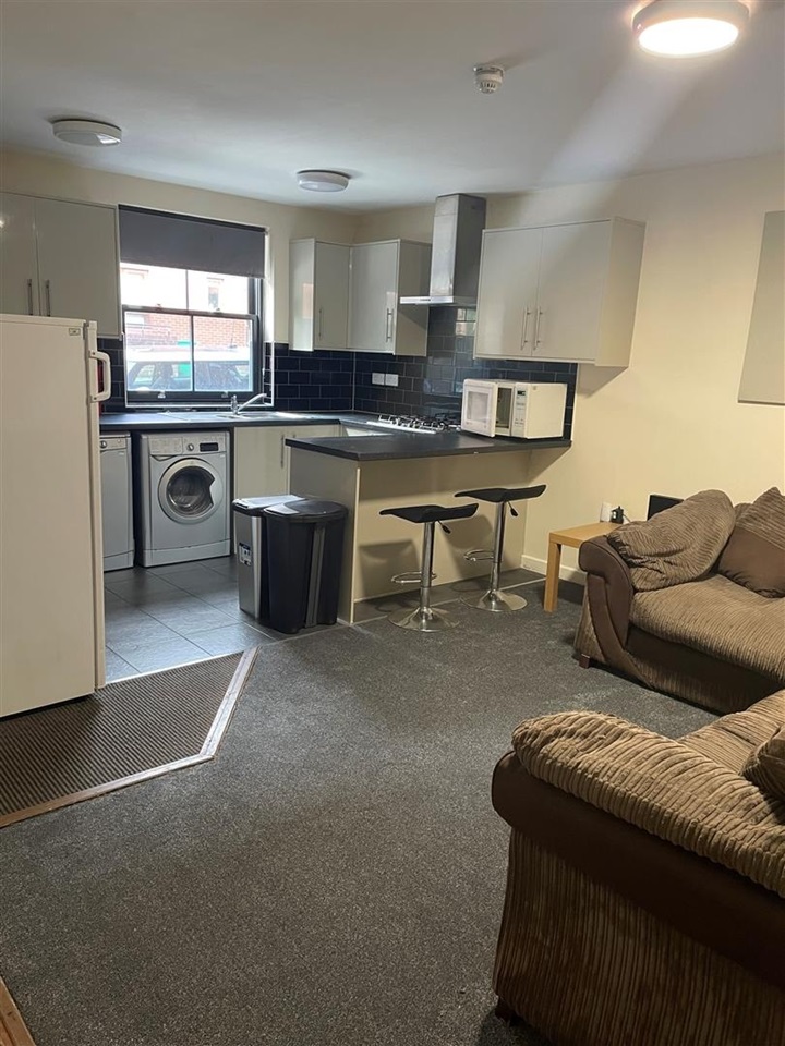 Additional image 5 of Room in a Shared House, North Sherwood Street, NG1, N1 7GU