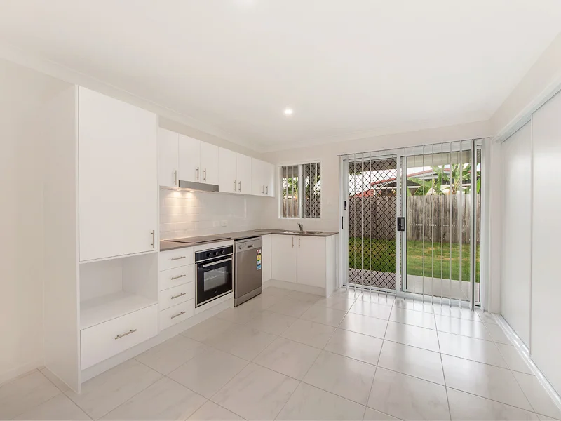 2/4 Andrew Place, Marsden QLD 4132