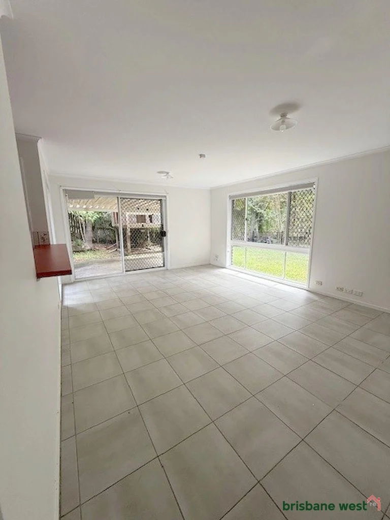 Additional image 4 of 15 Scarba Street, Middle Park QLD 4074