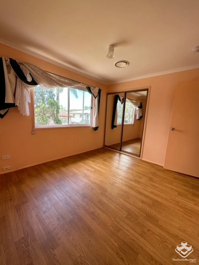 6 Mountain Ash Crescent, Stapylton QLD 4207 photo 3
