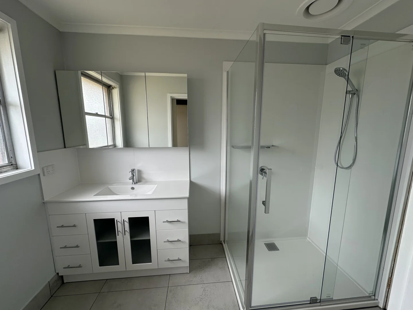 5 Silvan Grove, Hampton Park VIC 3976 photo 2