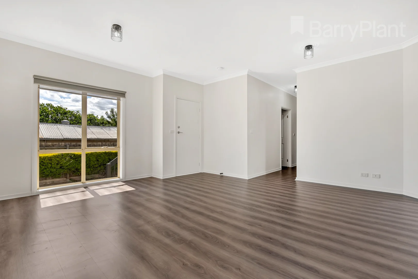Additional image 7 of 2/132 St Vigeons Road, Reservoir VIC 3073