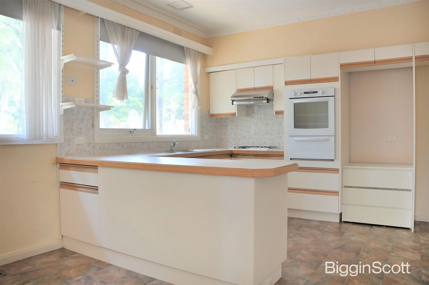 Additional image 4 of 247 Highbury Road, Burwood VIC 3125