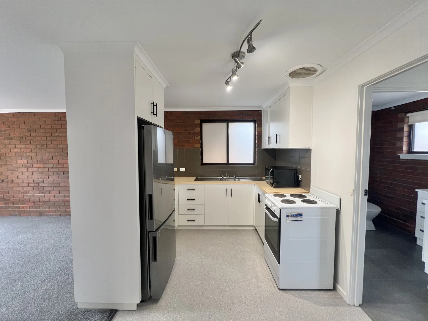 Unit 2/19 Punt Rd, Cobram VIC 3644 photo 5