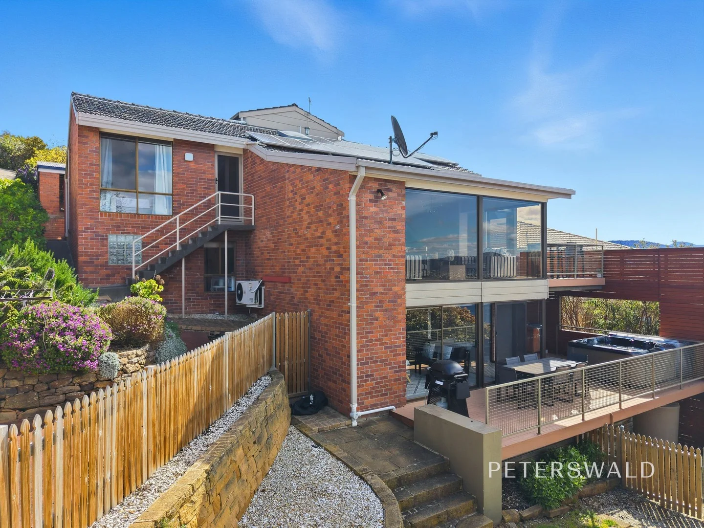 16 Marlborough St, Sandy Bay TAS 7005