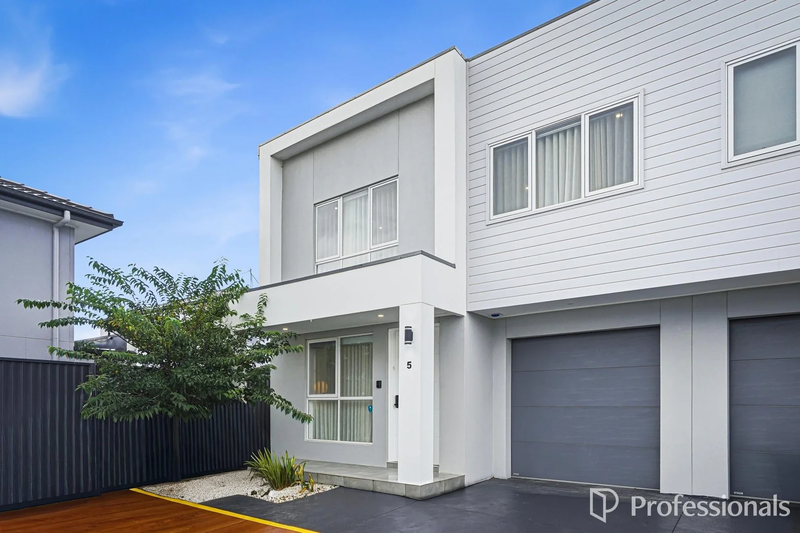5 Endrick Glade (via McGaw Street), Marsden Park NSW 2765