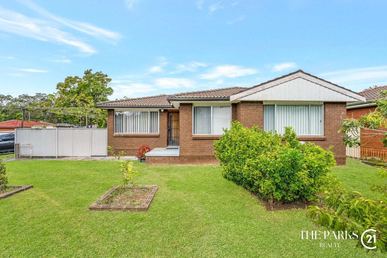 2 Pilliga Crescent, Bossley Park NSW 2176