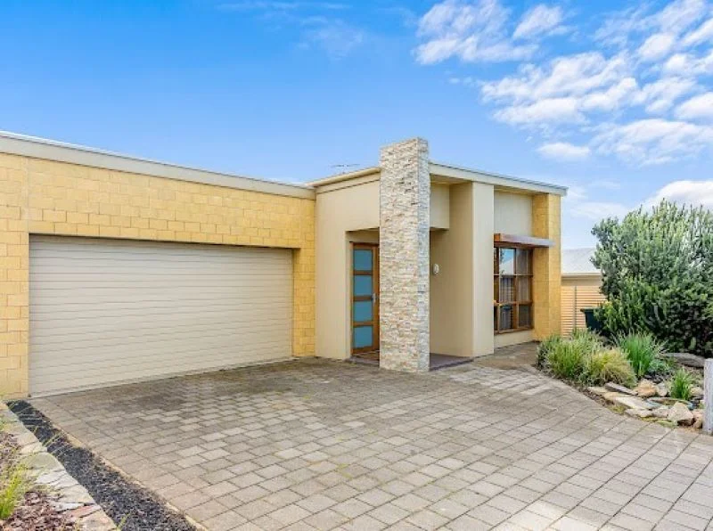 11 Manna Gum Av, Chiton SA 5211