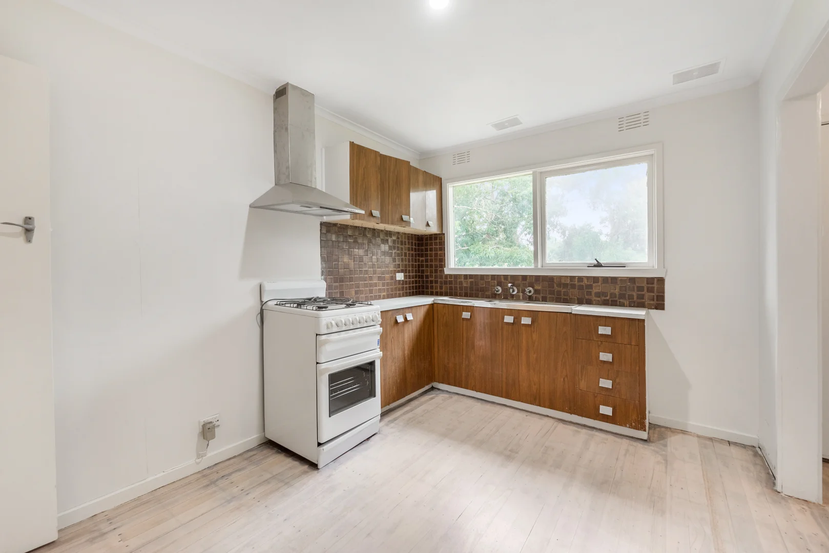 Additional image 2 of 27 Park Boulevard, Ferntree Gully VIC 3156