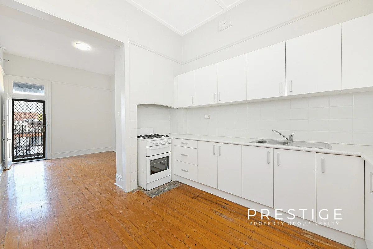 FLAT/11 Belmore Street, Arncliffe NSW 2205
