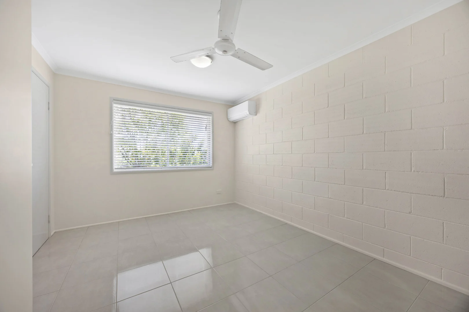 Additional image 7 of 2/259 Auckland Street, South Gladstone QLD 4680