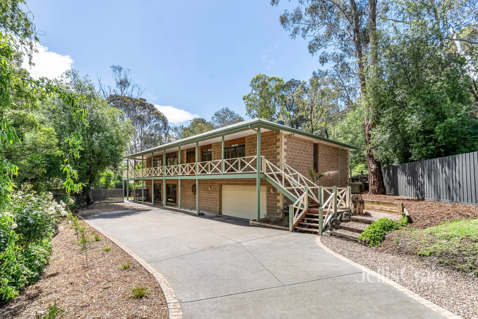 2/29 Cherry Tree Road, Hurstbridge VIC 3099