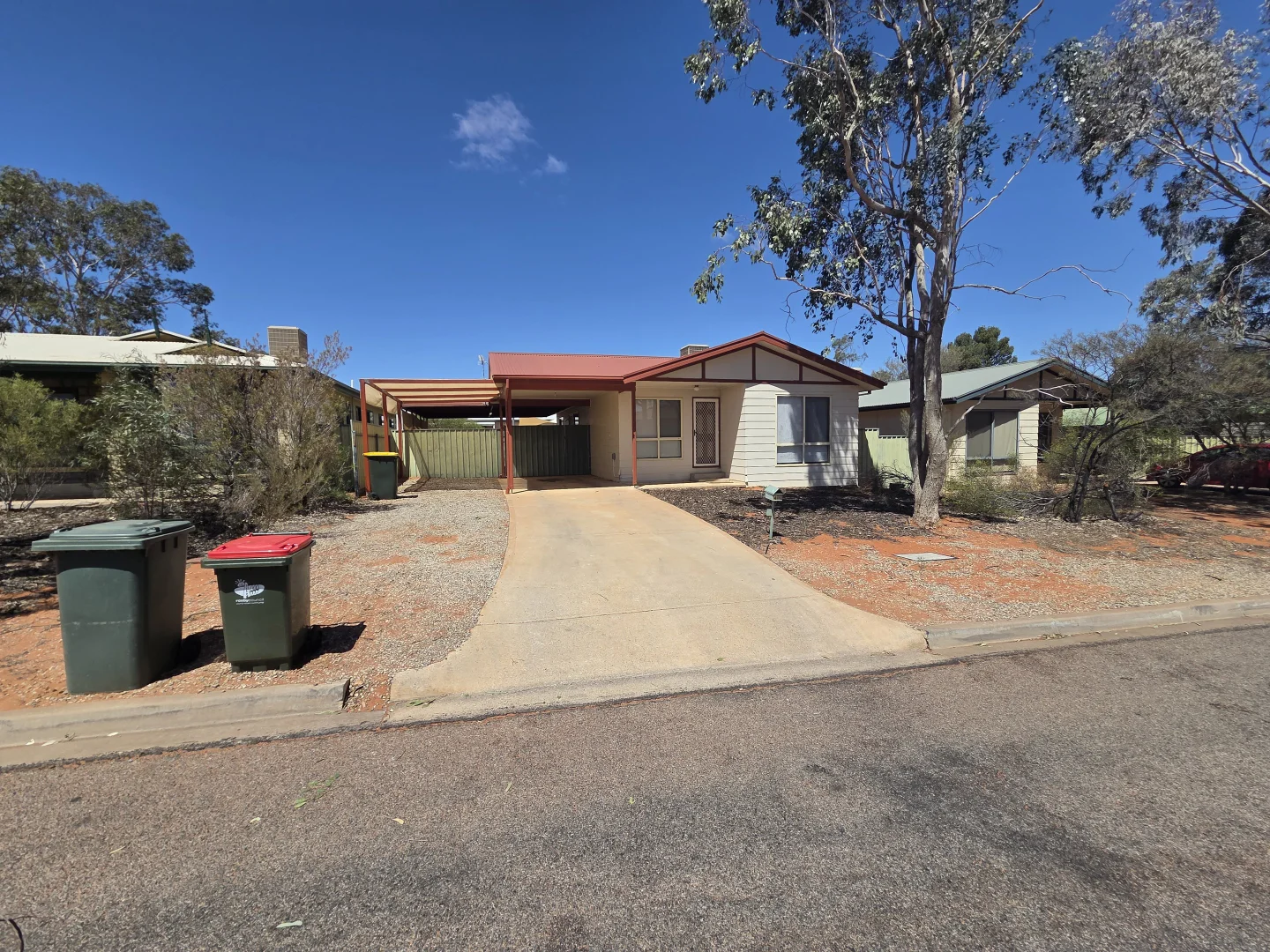 Additional image 4 of 4B Cacatua Cl, Roxby Downs SA 5725