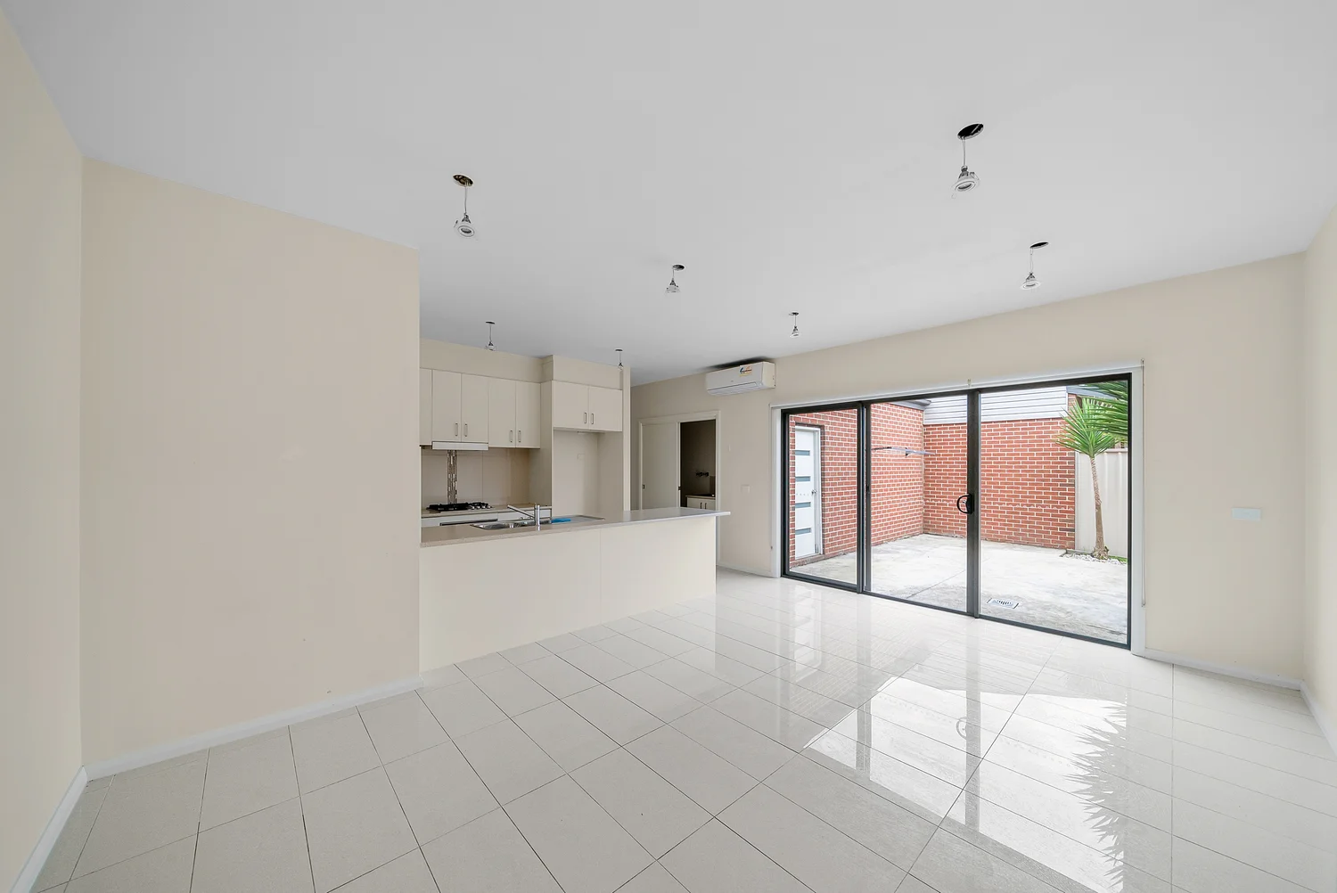 Additional image 4 of 2/25 Carrington Street, Sydenham VIC 3037
