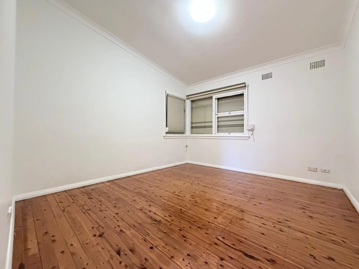 Additional image 3 of 904 Woodville Road, Villawood NSW 2163